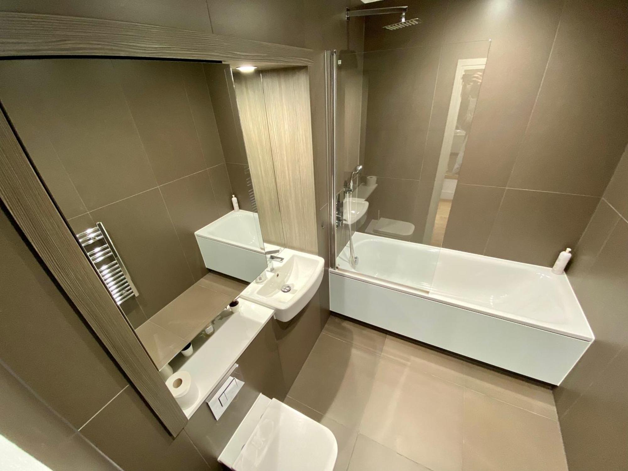 Spacious 2 Bedroom Penthouse Retreat Лондон Екстер'єр фото