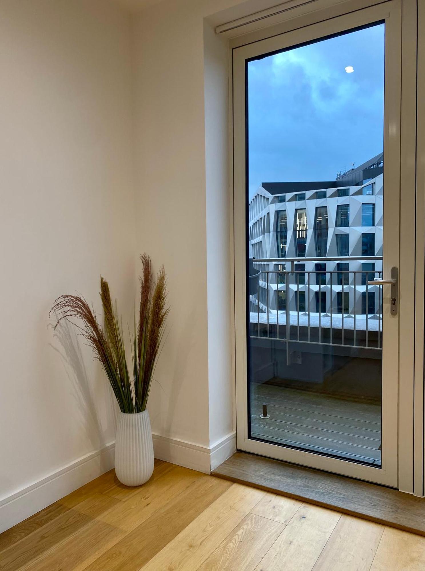Spacious 2 Bedroom Penthouse Retreat Лондон Екстер'єр фото